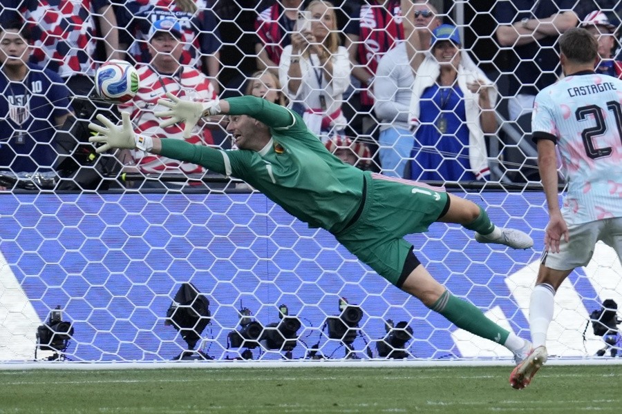 Bélgica le pasa encima a Estados unidos cuatro goles a uno