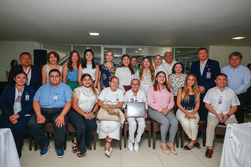 Entrega Congreso del Estado el reconocimiento “Refugio Esteves Reyes” 2026 a Elodia Aguilar Medina