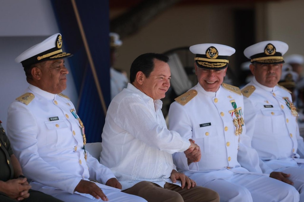 Renueva IX Zona Naval su mando