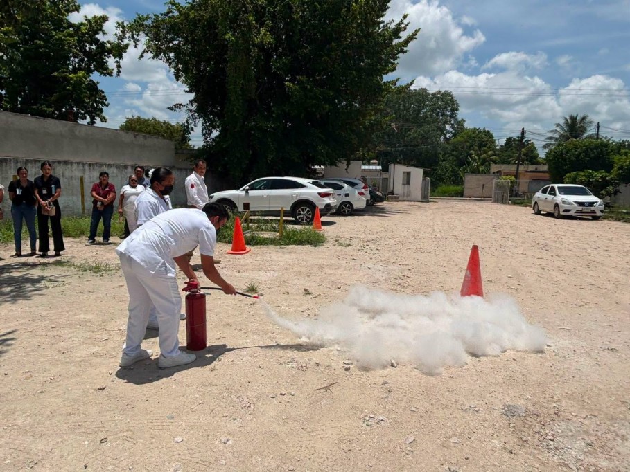 Capacitan a personal del Hospital San Carlos, ante emergencias
