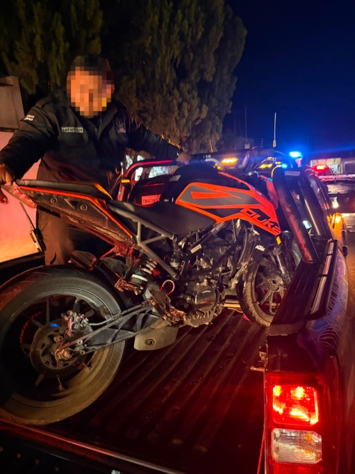 Evade a la policía un conductor de moto con reporte de robo, tras persecución en Tizimín