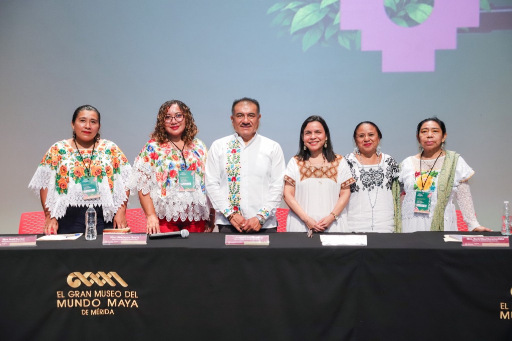 Inauguran el Primer Encuentro Peninsular de Escritoras y Escritores en Lengua Maya 2026