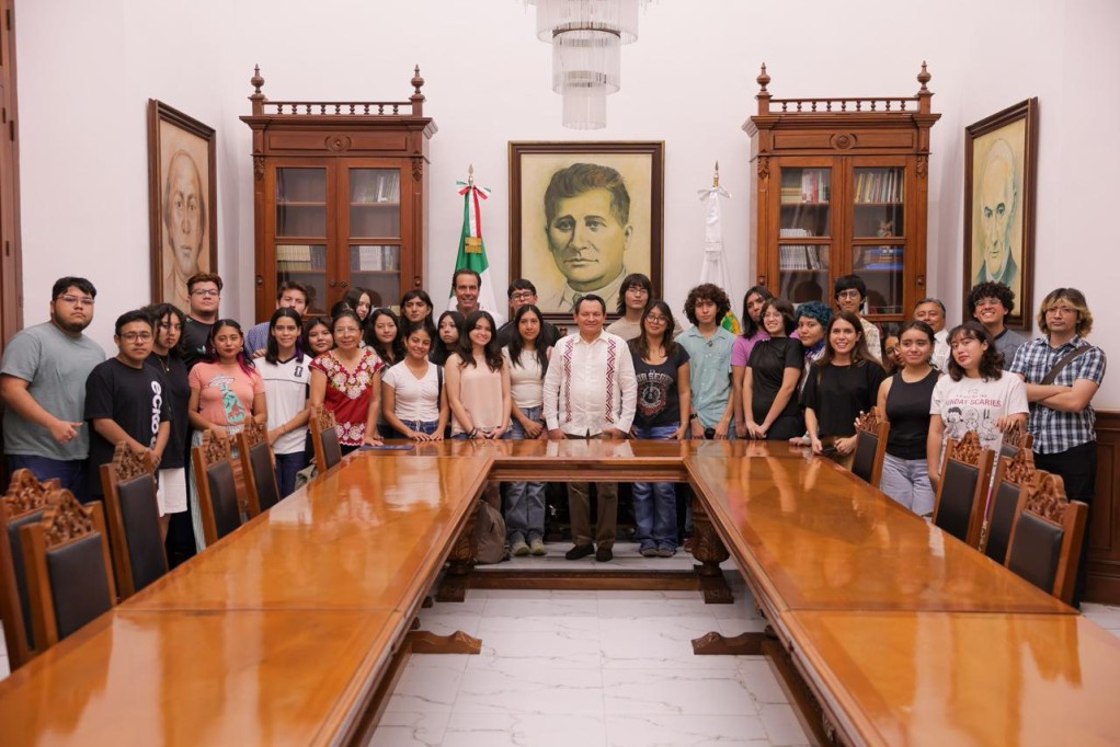 Recibirán respaldo del Gobierno de Yucatán jóvenes que presentarán examen de control en la UNAM