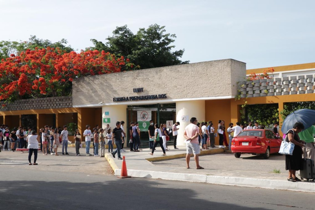 Busca gobierno federal a los jóvenes que terminaron secundaria, pero no continuaron en la preparatoria