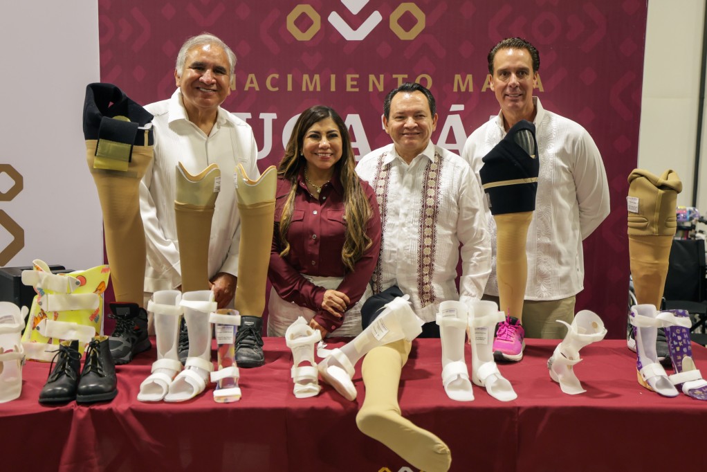 Inició Huacho Díaz Mena la entrega de más mil aparatos para personas con discapacidad
