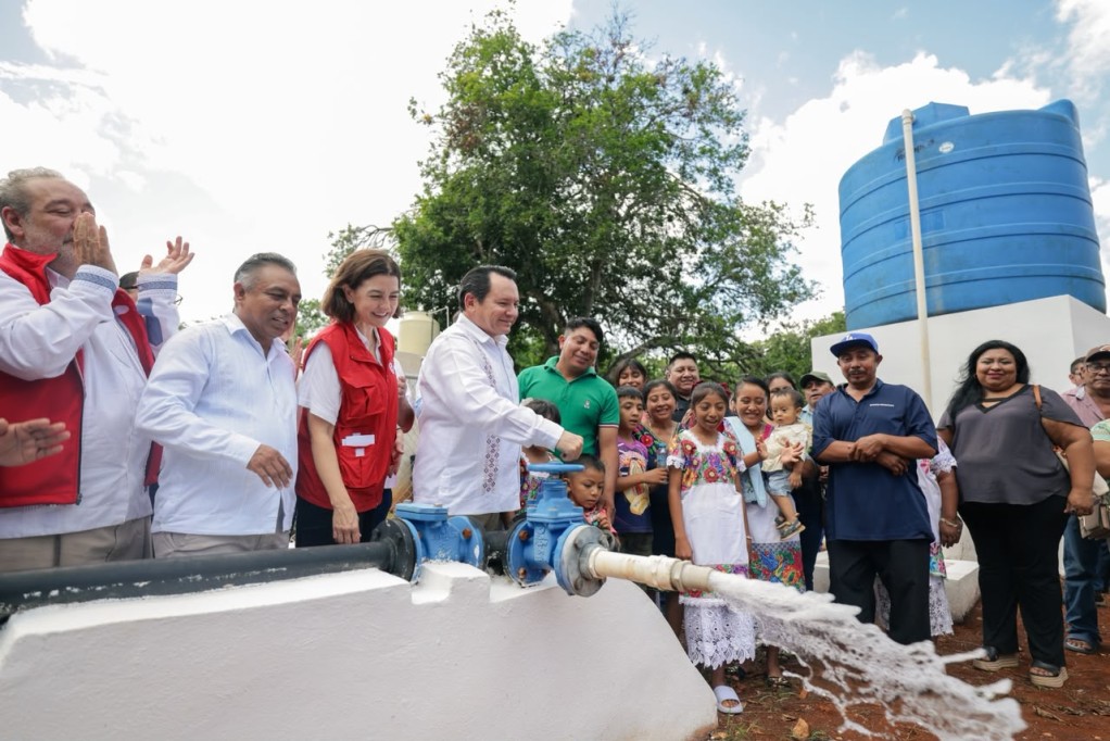 Cumple Renacimiento Maya con obras de agua potable y saneamiento, en Tekax