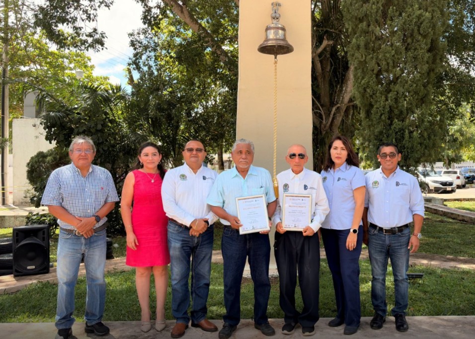 Se despiden dos docentes del Tecnológico de Tizimín