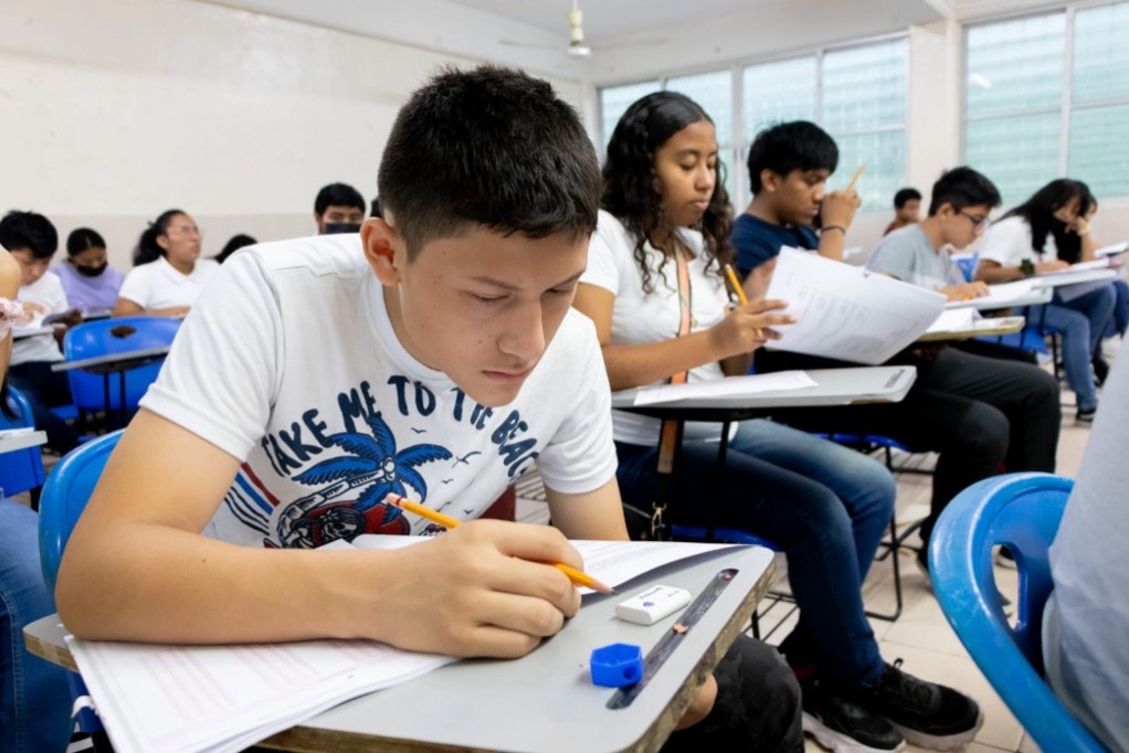 Impartirán cursos propedéuticos gratuitos en línea para jóvenes meridanos