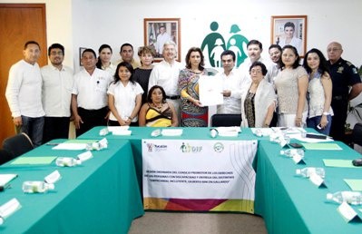 Recibe el DIF Yucatán galardón avalado por el Gobierno Federal.