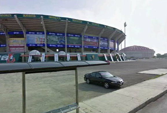 El gobierno niega planes para techar los estadios Kukulkán y Carlos Iturralde
