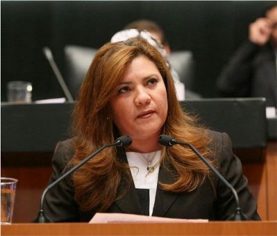 Rinde su primer informe de actividades la senadora Rosa Adriana Díaz Lizama