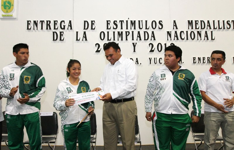 Apoyo al deporte yucateco.