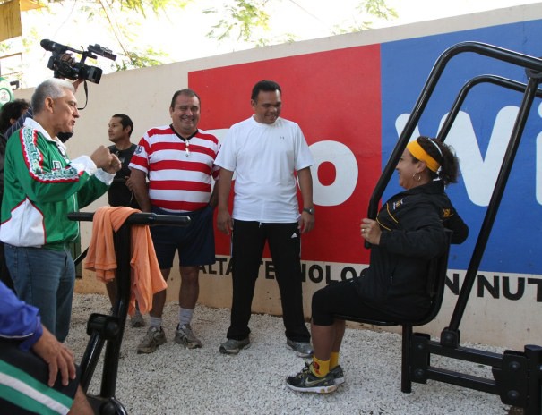 Rolando Zapata despide el año con la comunidad atlética de Yucatán