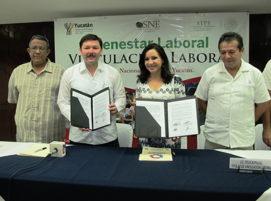 Firma STPS Yucatán convenio con la CANACINTRA
