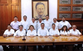 Resaltan líderes sindicales visión incluyente de Zapata Bello.