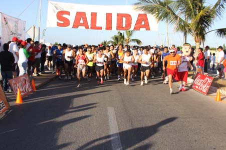 Tercera Carrera-Caminata  con Causa.