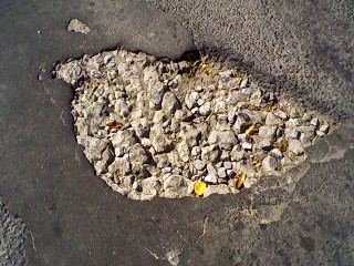 La sensación de caer en un cráter lunar en calles de Mérida 