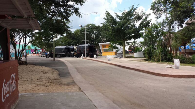 Laboran a marchas forzadas para dejar listas las instalaciones de la Feria Yucatán Xmatkuil 2013
