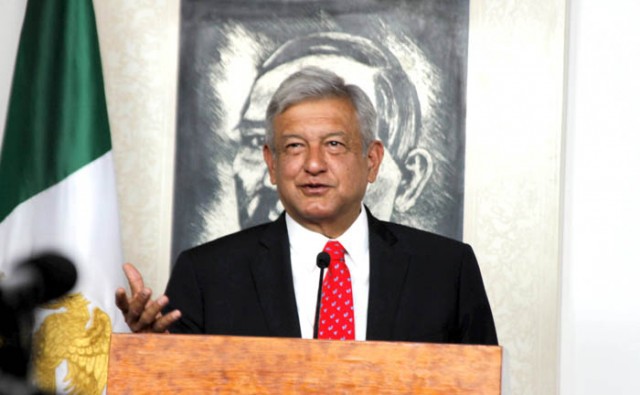 La izquierda en Yucatán respeta la partida de López Obrador
