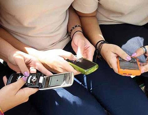 87 de cada 100 mexicanos tiene celular