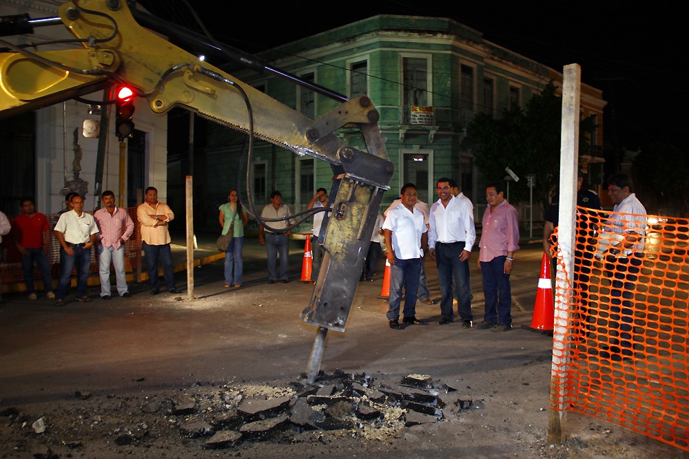 Más accidentes de bacheo y limpieza en Mérida