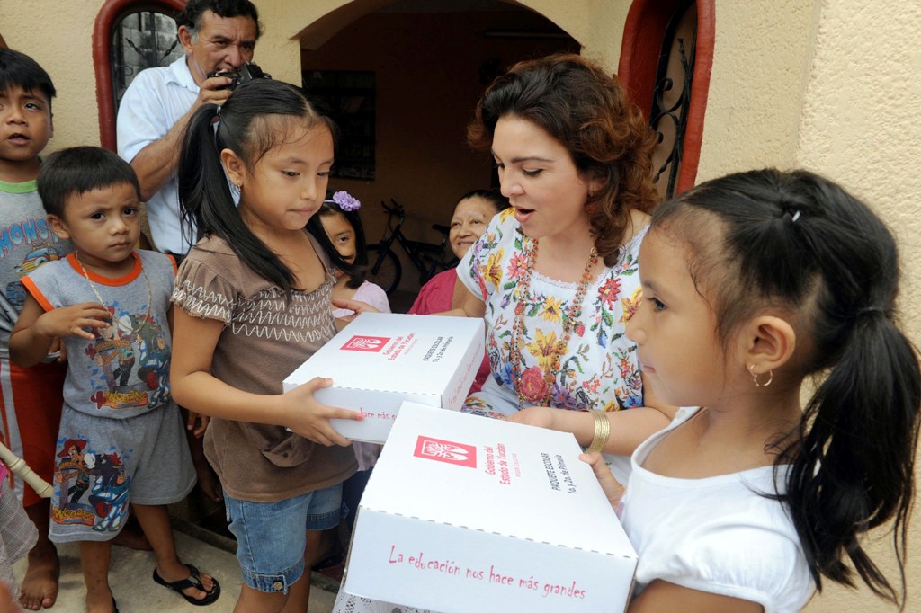 Gobierno del Estado entregara 211 mil paquetes escolares para alumnos de primaria y secundaria