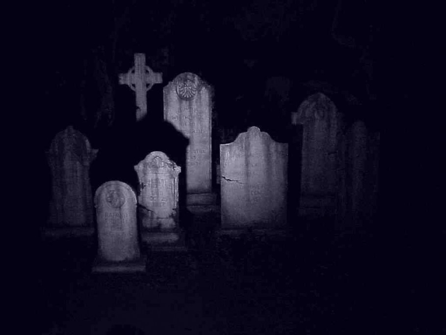 Brujería, presencias e inhumaciones, cotidianidades de un sepulturero